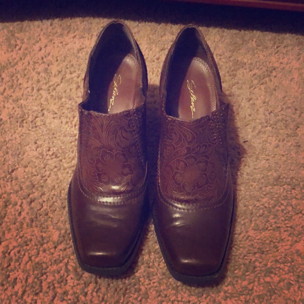 Brown Heeled Boots